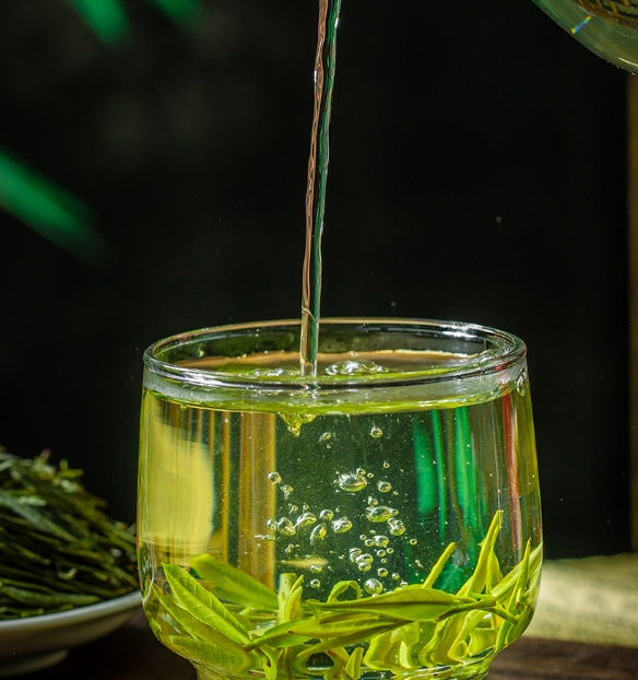 茶叶水峰高光谱数据采集